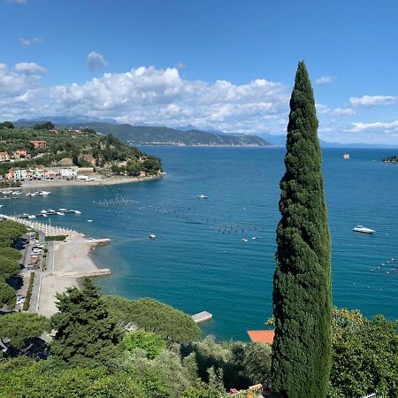 ポルトヴェーネレLa Terrazza Sul Golfoアパートメント エクステリア 写真